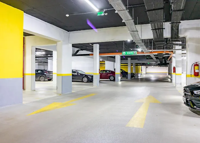 Cozystudio Cloud9 Promenada Subway *